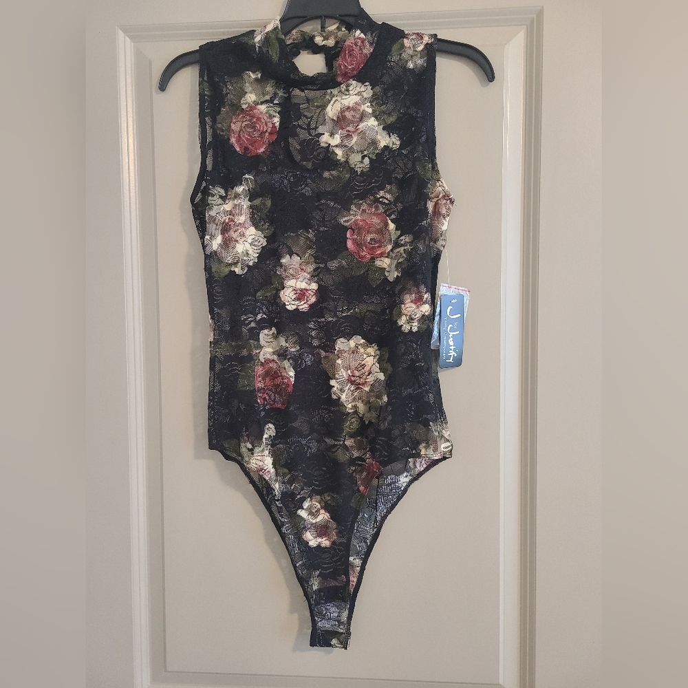 NWT Women sheer flower laced bodysuit